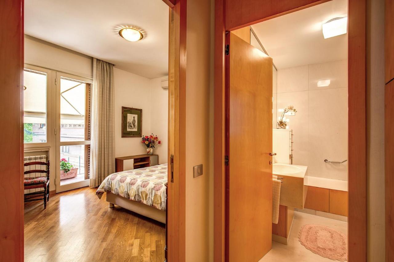 Terrazza Piccolomini: Elegant Apartment Stunning View Over Rome/St Peter'S Dome 外观 照片
