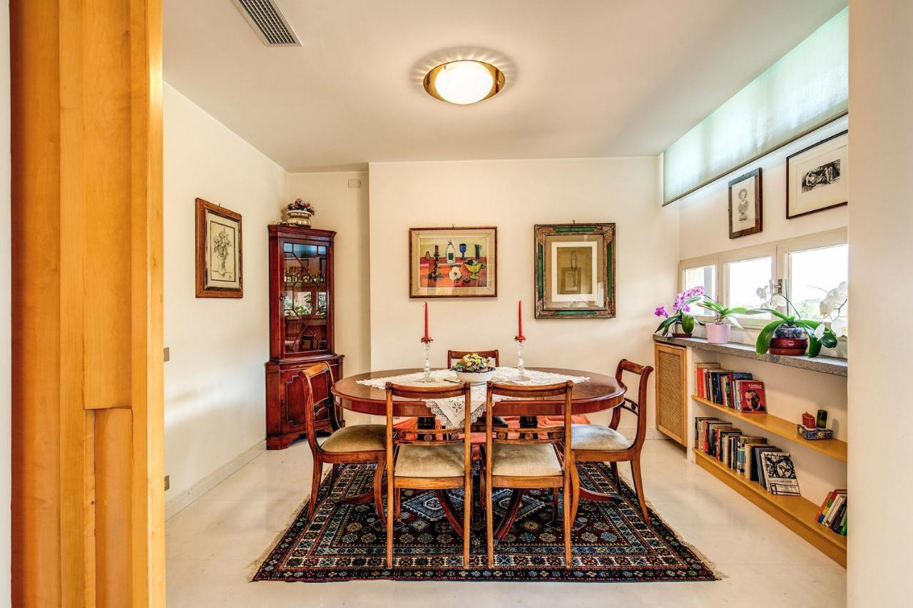 Terrazza Piccolomini: Elegant Apartment Stunning View Over Rome/St Peter'S Dome 外观 照片
