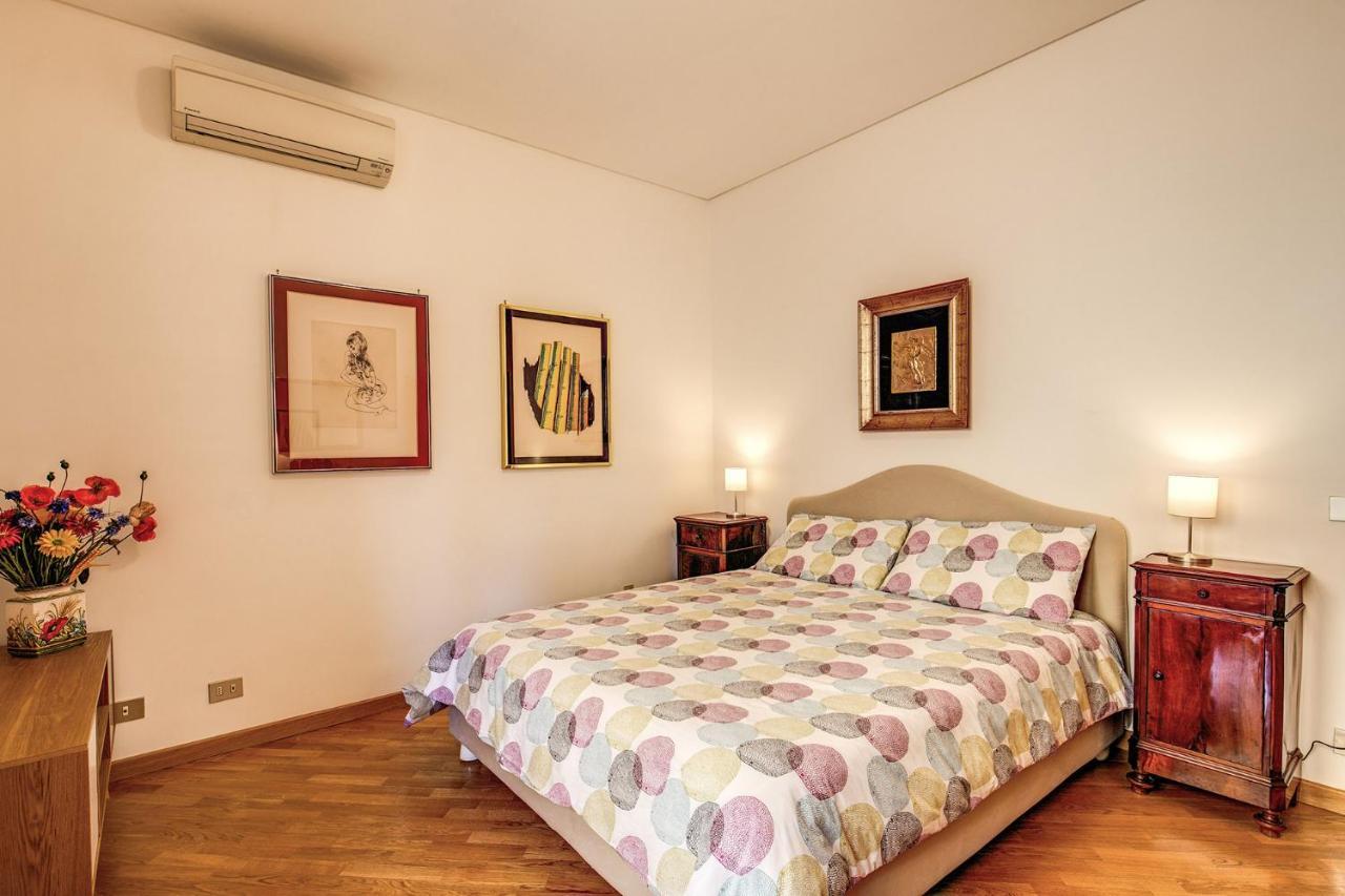 Terrazza Piccolomini: Elegant Apartment Stunning View Over Rome/St Peter'S Dome 外观 照片