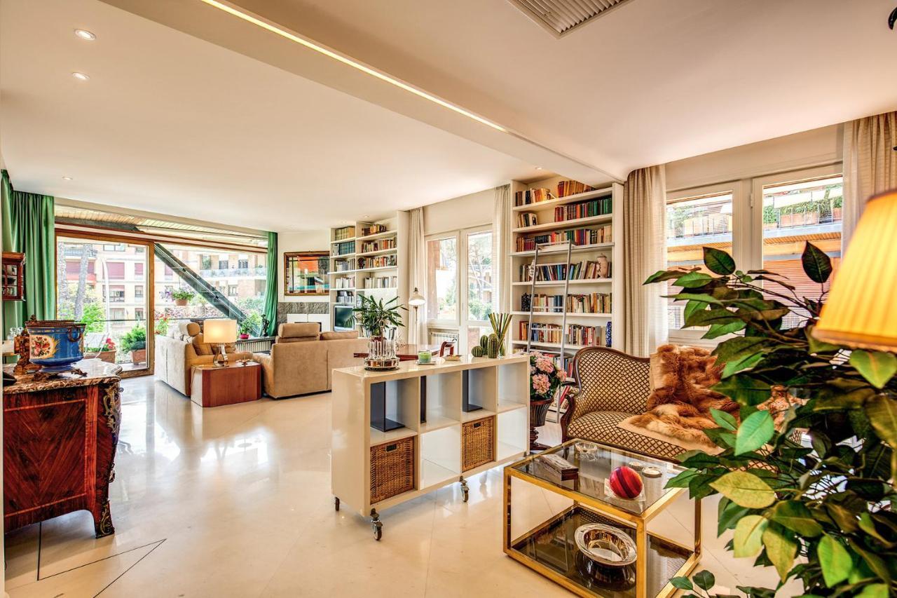 Terrazza Piccolomini: Elegant Apartment Stunning View Over Rome/St Peter'S Dome 外观 照片