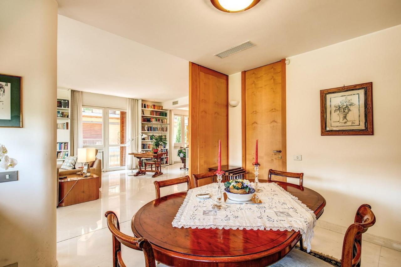 Terrazza Piccolomini: Elegant Apartment Stunning View Over Rome/St Peter'S Dome 外观 照片