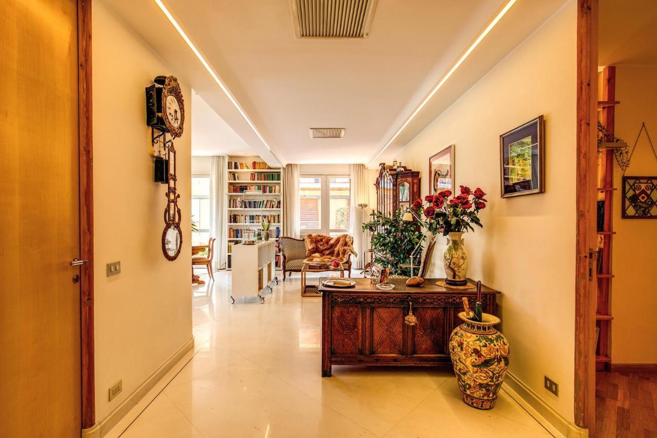 Terrazza Piccolomini: Elegant Apartment Stunning View Over Rome/St Peter'S Dome 外观 照片